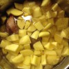 Kartupeļi pārlieti ar ūdeni